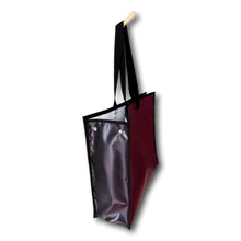 Charger l'image dans la galerie, Sac à Fourre-tout - Sac écoresponsable -  bourgogne rayé bleu