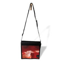 Charger l'image dans la galerie, Sac à bandoulière format petit. rouge et blanc avec motif de cupcake