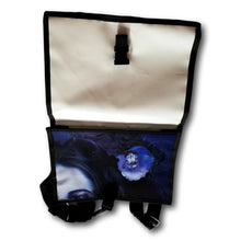 Charger l'image dans la galerie, Sac à dos format moyen violet fleur oeil