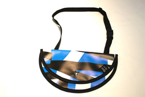 Sac à bandoulière demi rond bleu, blanc noir