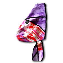 Charger l&#39;image dans la galerie, Sac à dos à une bretelle fait de matériaux récupérés. couleur: violet, blanc, rouge, orange..  2 poches de rangements extérieures. Fabriqué au Québec pour un produit local.
